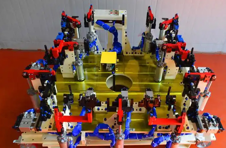 銘太機(jī)械創(chuàng)新焊接夾具